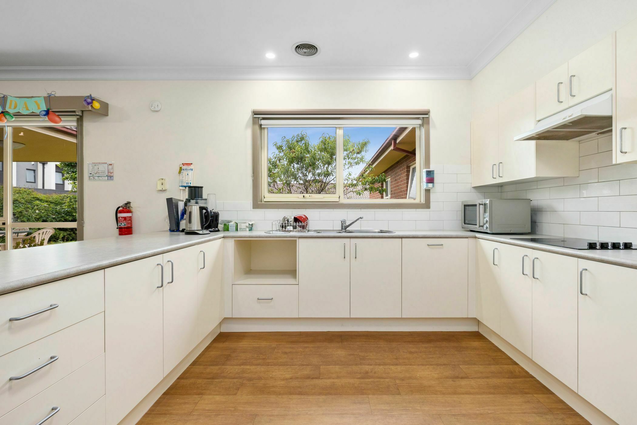 A quiet home close to public transport and the Preston market. — Home image 2