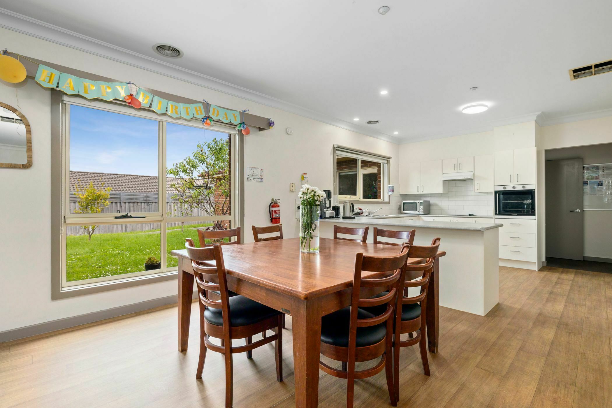 A quiet home close to public transport and the Preston market. — Home image 9