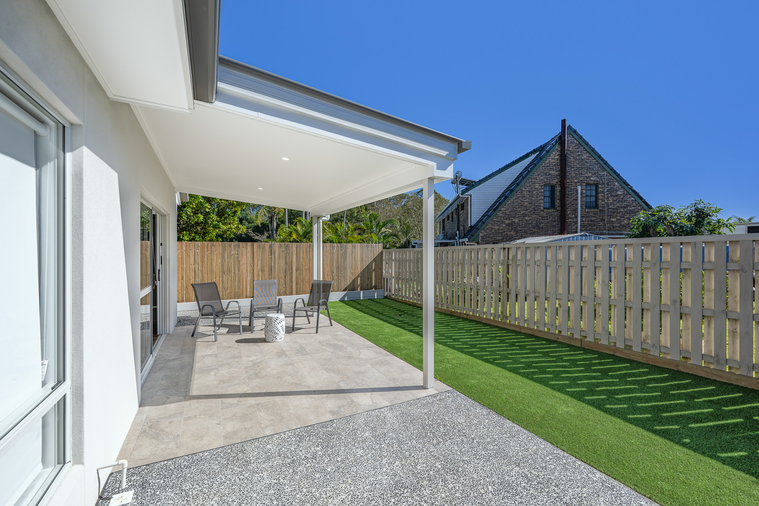3 Bedroom Home + OOA in Kedron — Home image 3