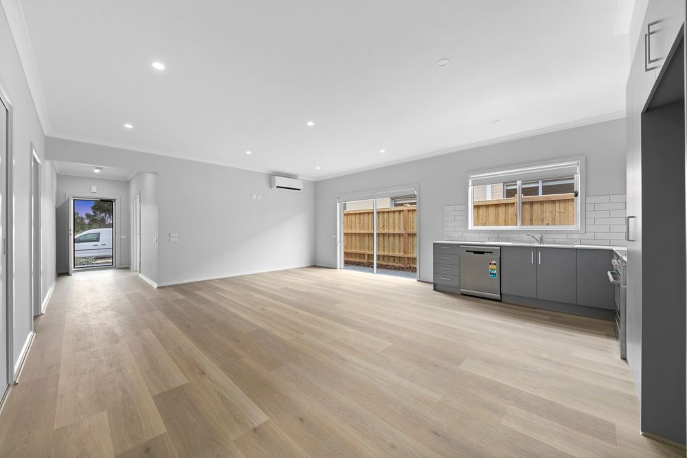 Super Robust SDA | Two Independent Spaces on One Title | OOA | Move-In Ready — Home image 5
