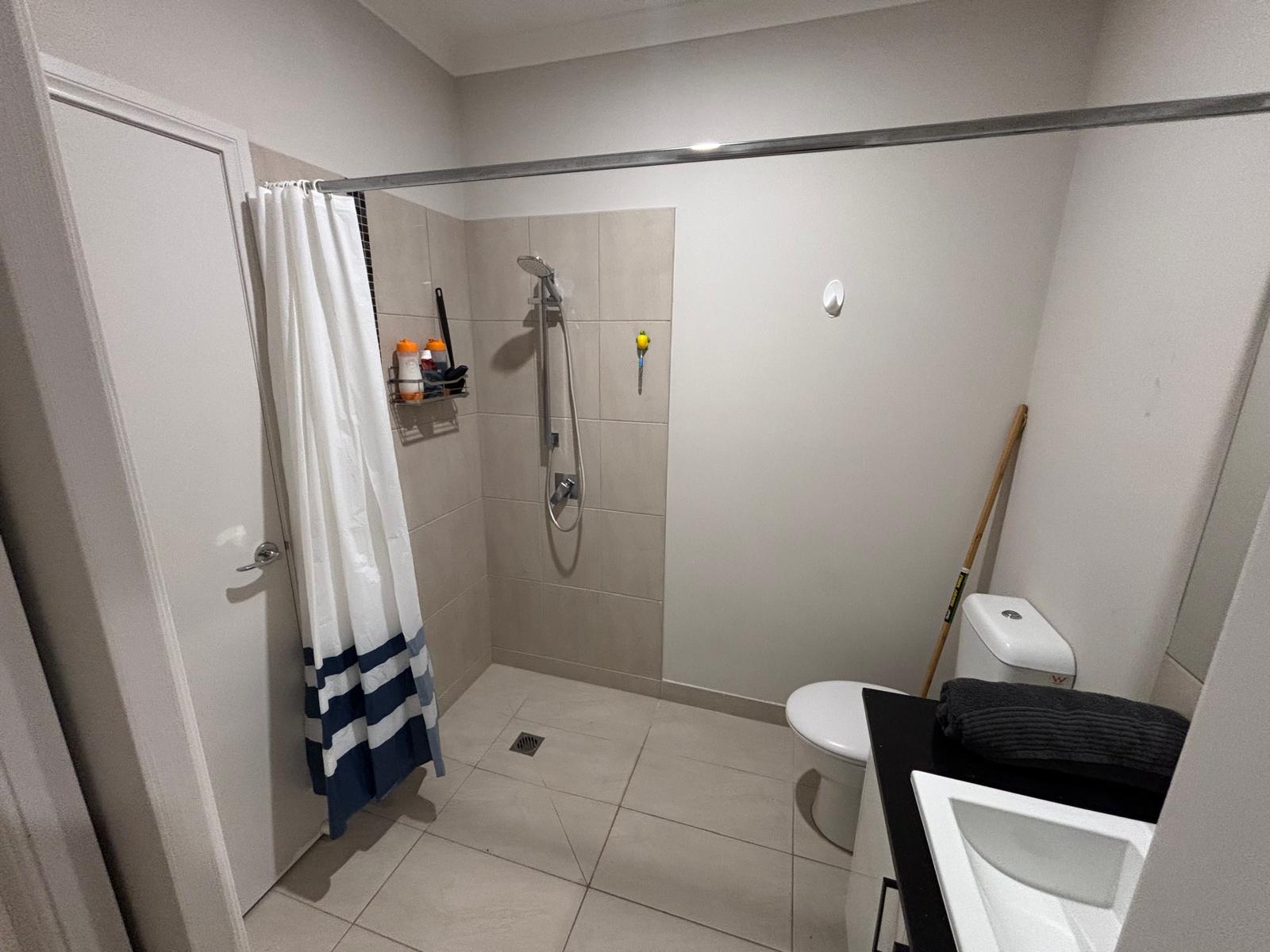 Generous open-plan living in the sought-after Brompton Estate, Cranbourne — Home image 4