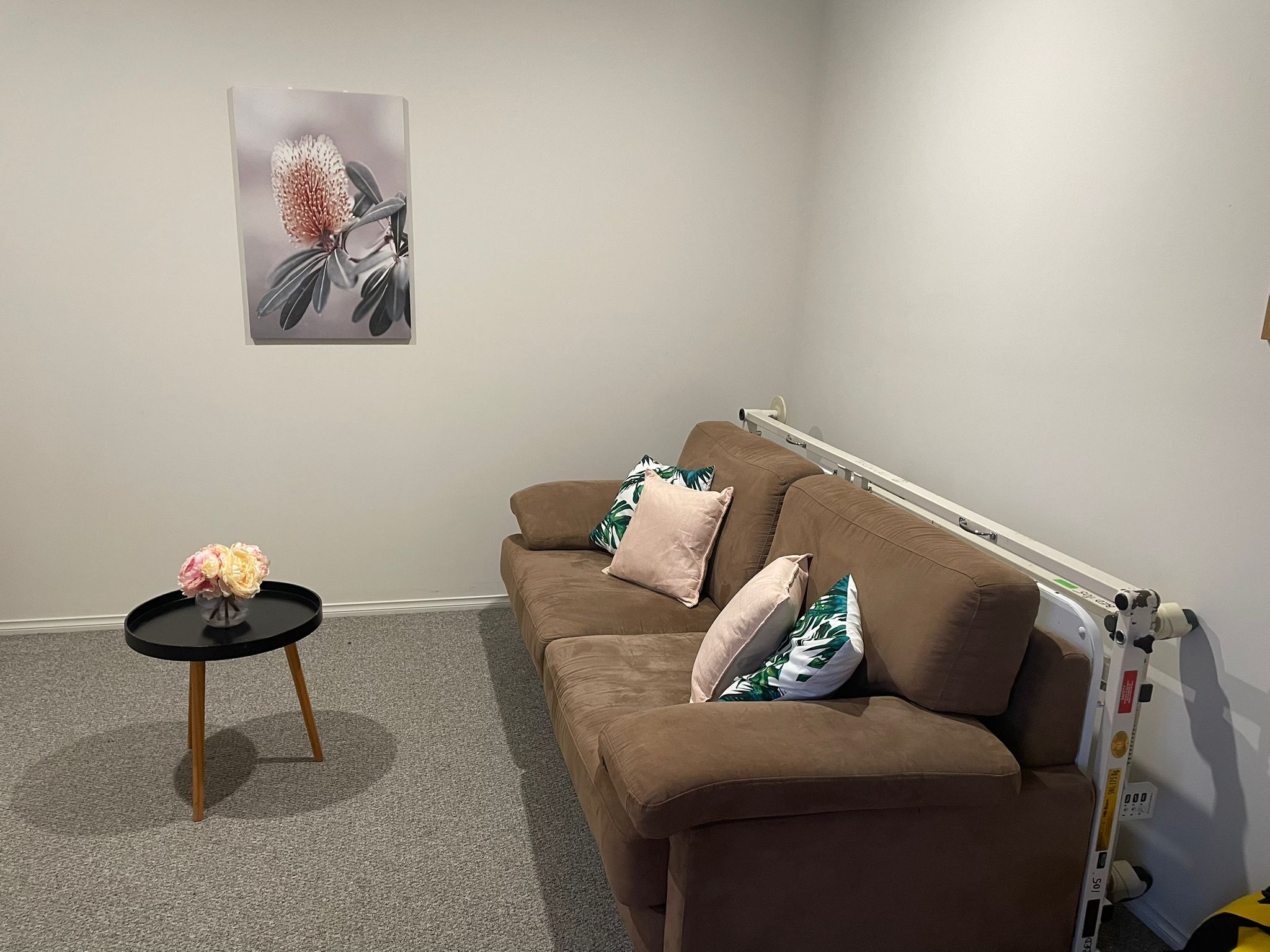 Generous open-plan living in the sought-after Brompton Estate, Cranbourne — Home image 3