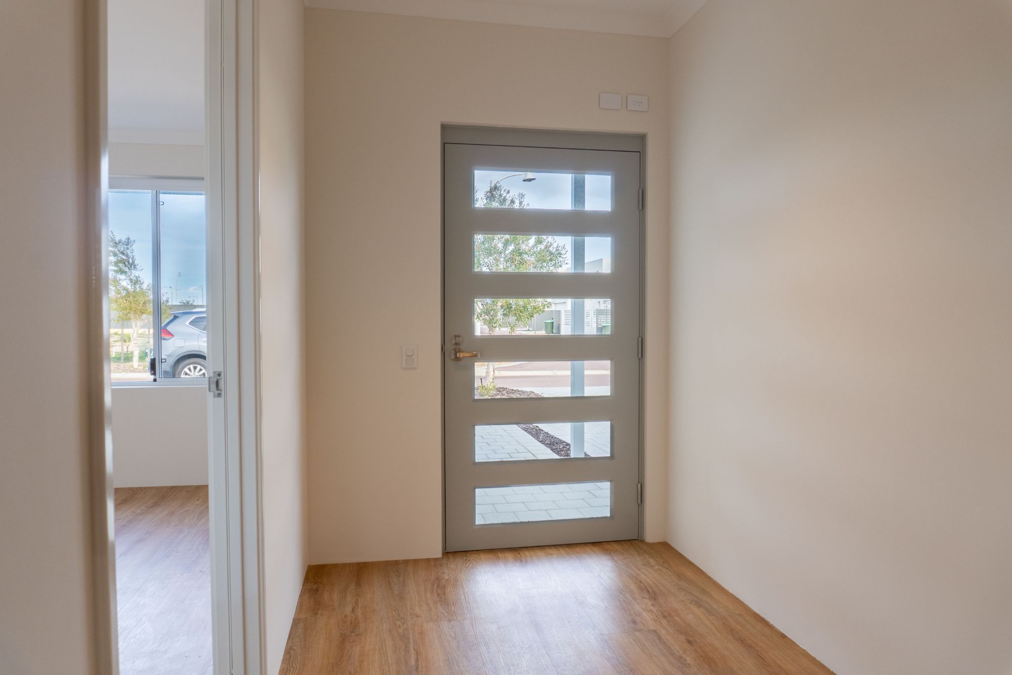Brand New 3 bed HPS Property with OOA close to the beach — Home image 4