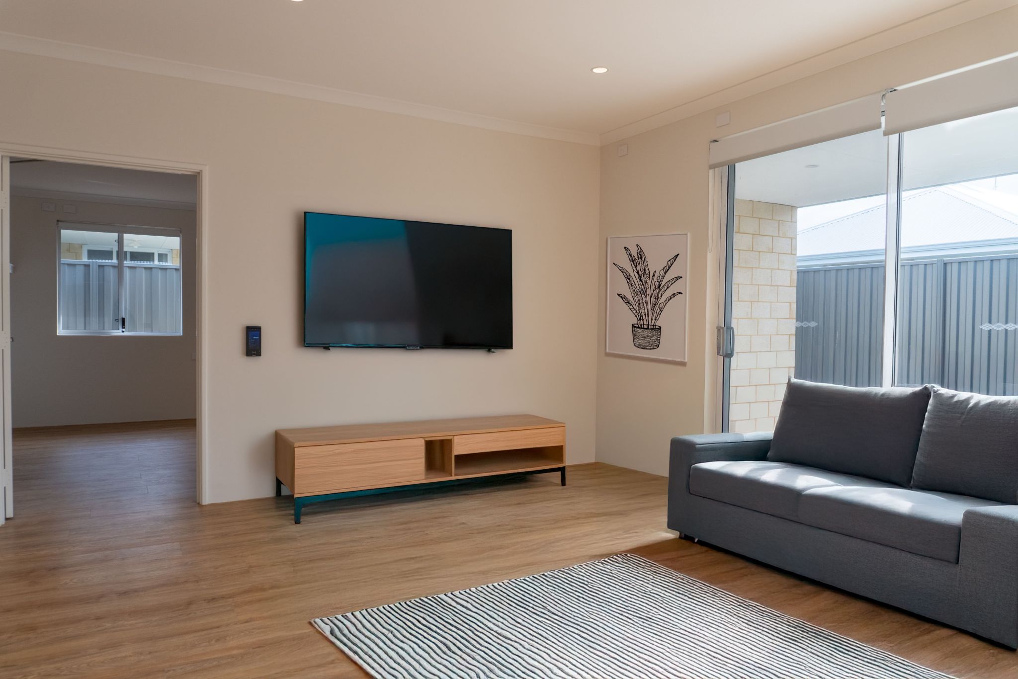 Brand New 3 bed HPS Property with OOA close to the beach — Home image 6