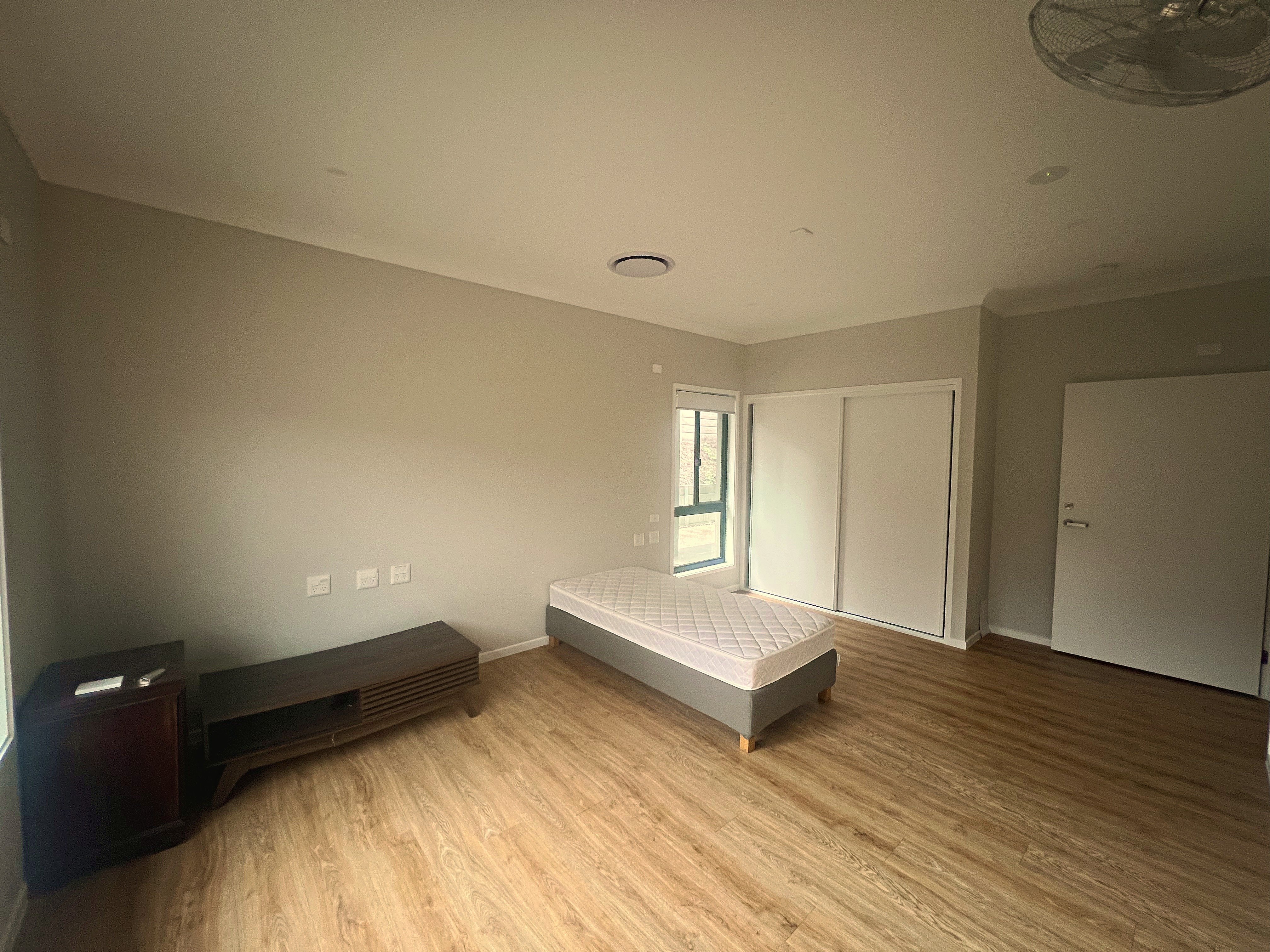 Coomera — Home image 6