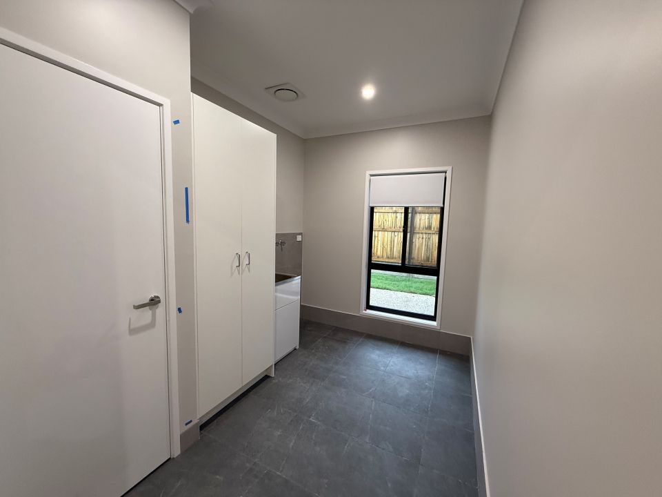 2 Bed home with OOA in Coomera — Home image 4