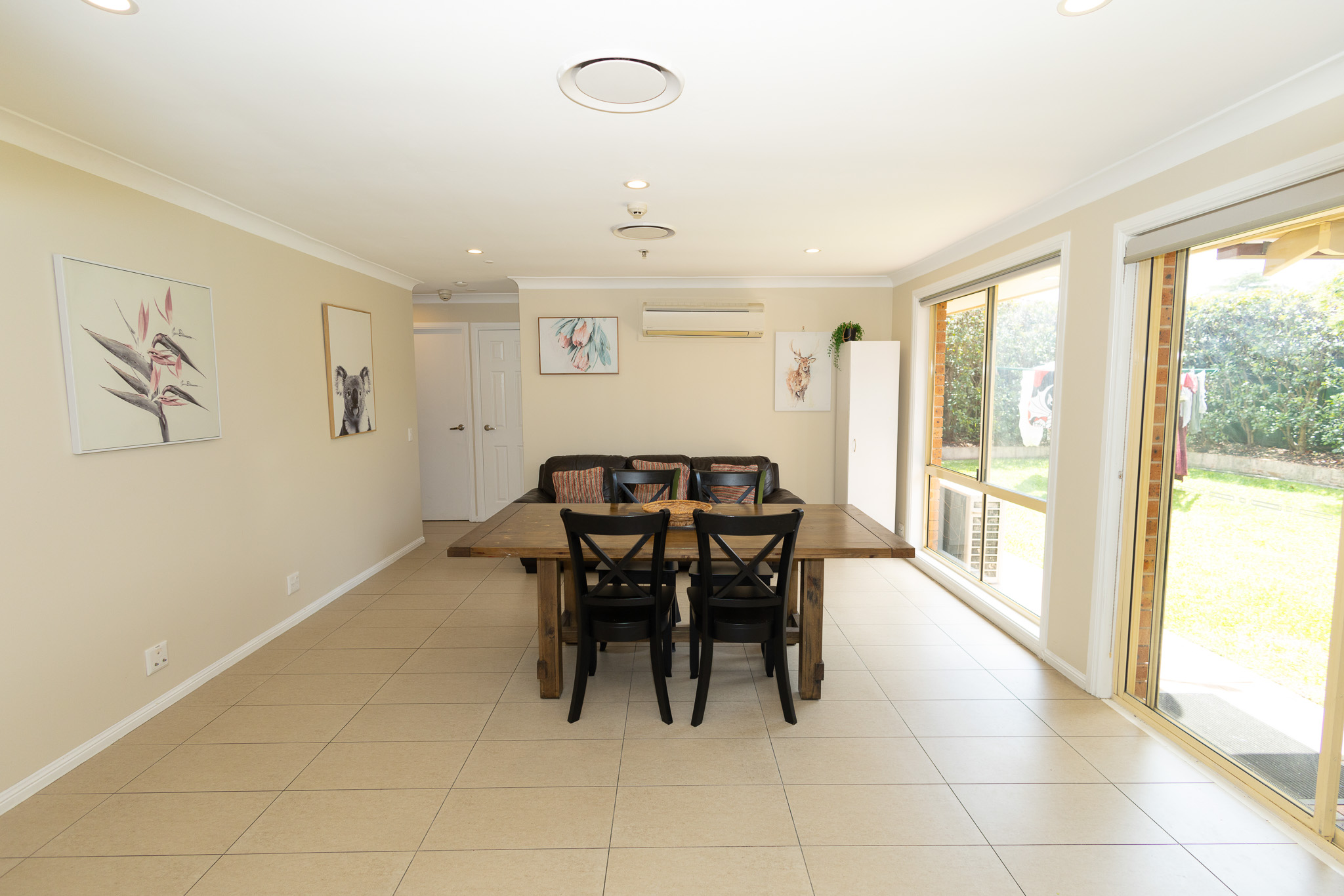 Modern & Inclusive Living in South Windsor: Accessible Home with Outdoor Space — Home image 9