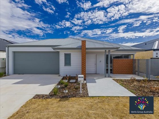 Stunning & Spacious High Physical Support Home in Piara Waters! — Home image 1