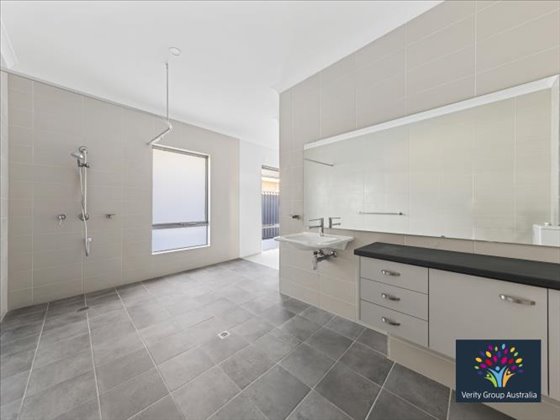 Stunning & Spacious High Physical Support Home in Piara Waters! — Home image 22