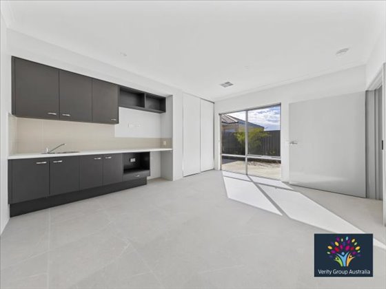 Stunning & Spacious High Physical Support Home in Piara Waters! — Home image 26