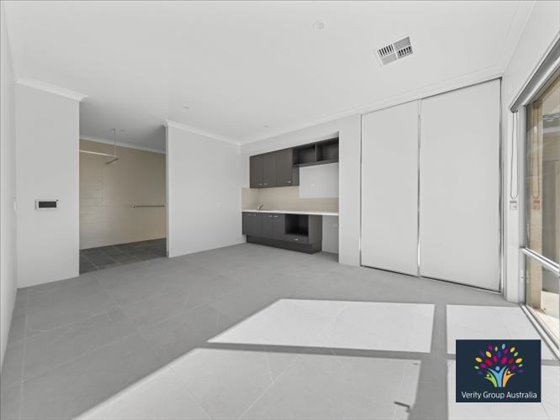 Stunning & Spacious High Physical Support Home in Piara Waters! — Home image 27