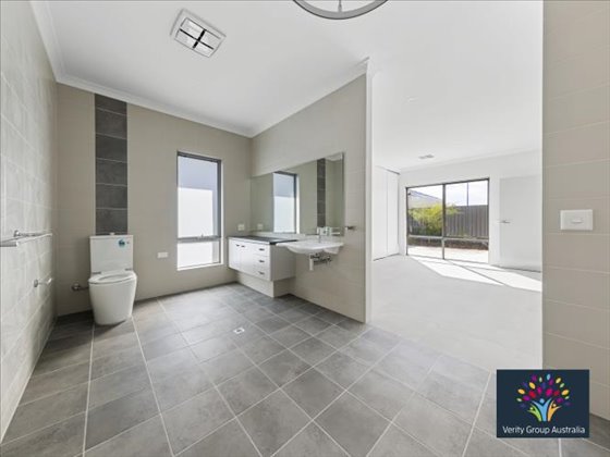 Stunning & Spacious High Physical Support Home in Piara Waters! — Home image 35