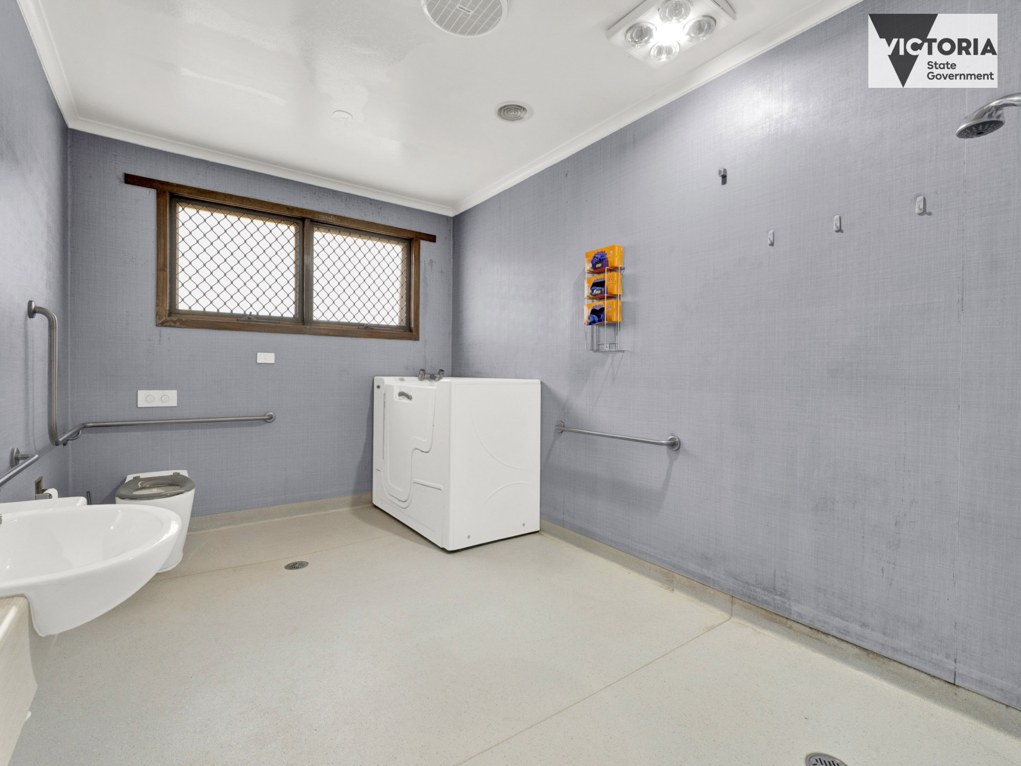 Robust home waits for you with room to move in this tranquil Traralgon setting — Home image 13
