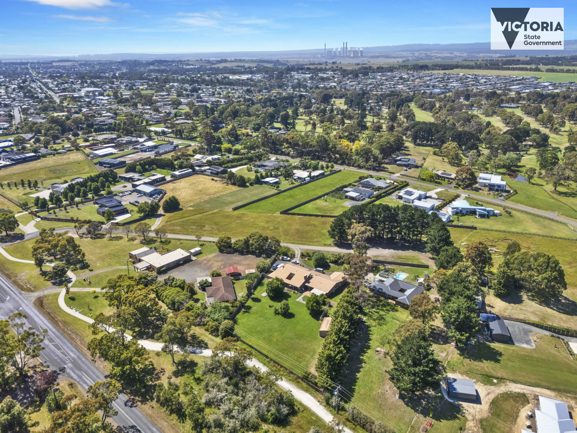 Robust home waits for you with room to move in this tranquil Traralgon setting — Home image 18