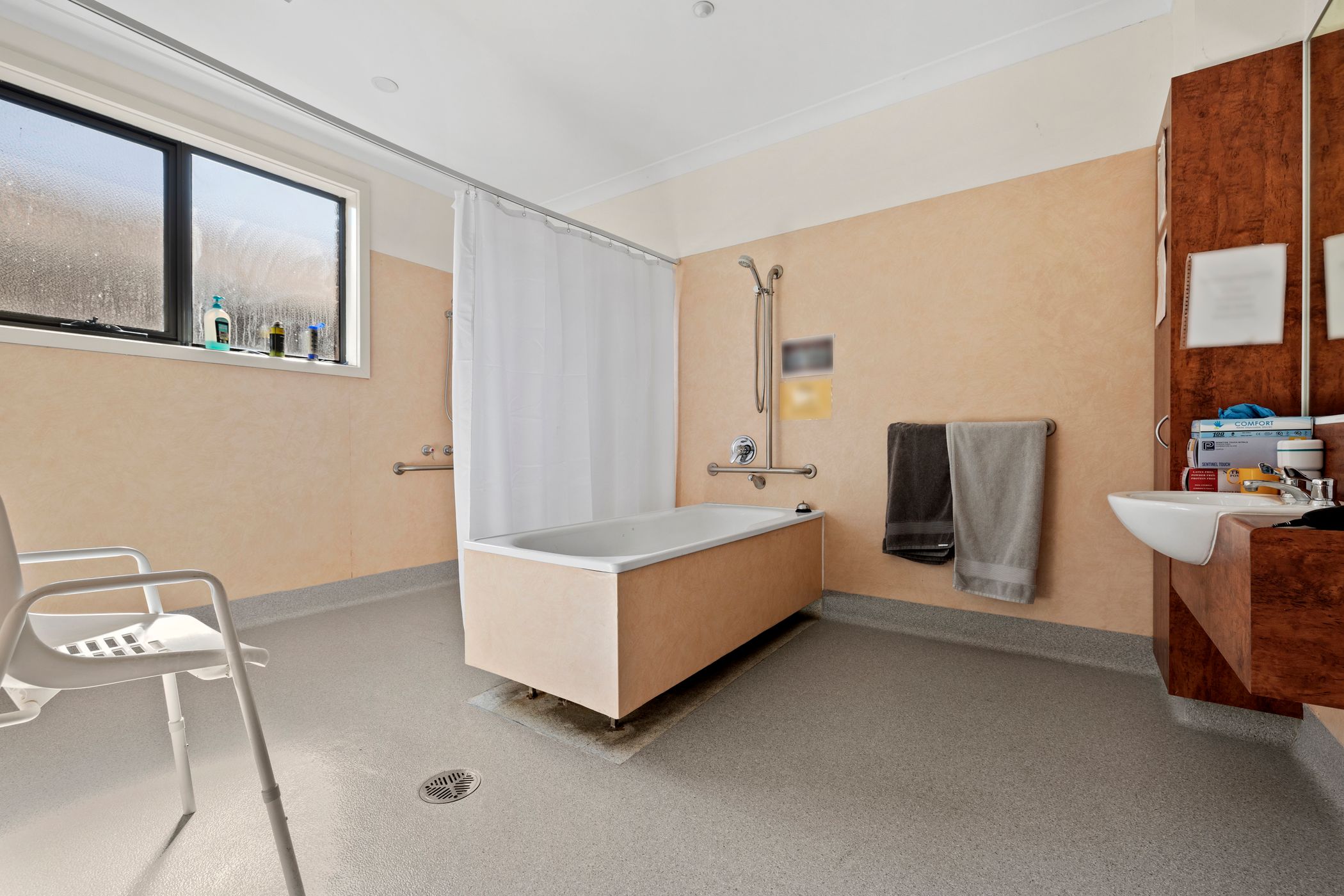 One vacancy in a Fully Accessible house in Bellfield — Home image 5