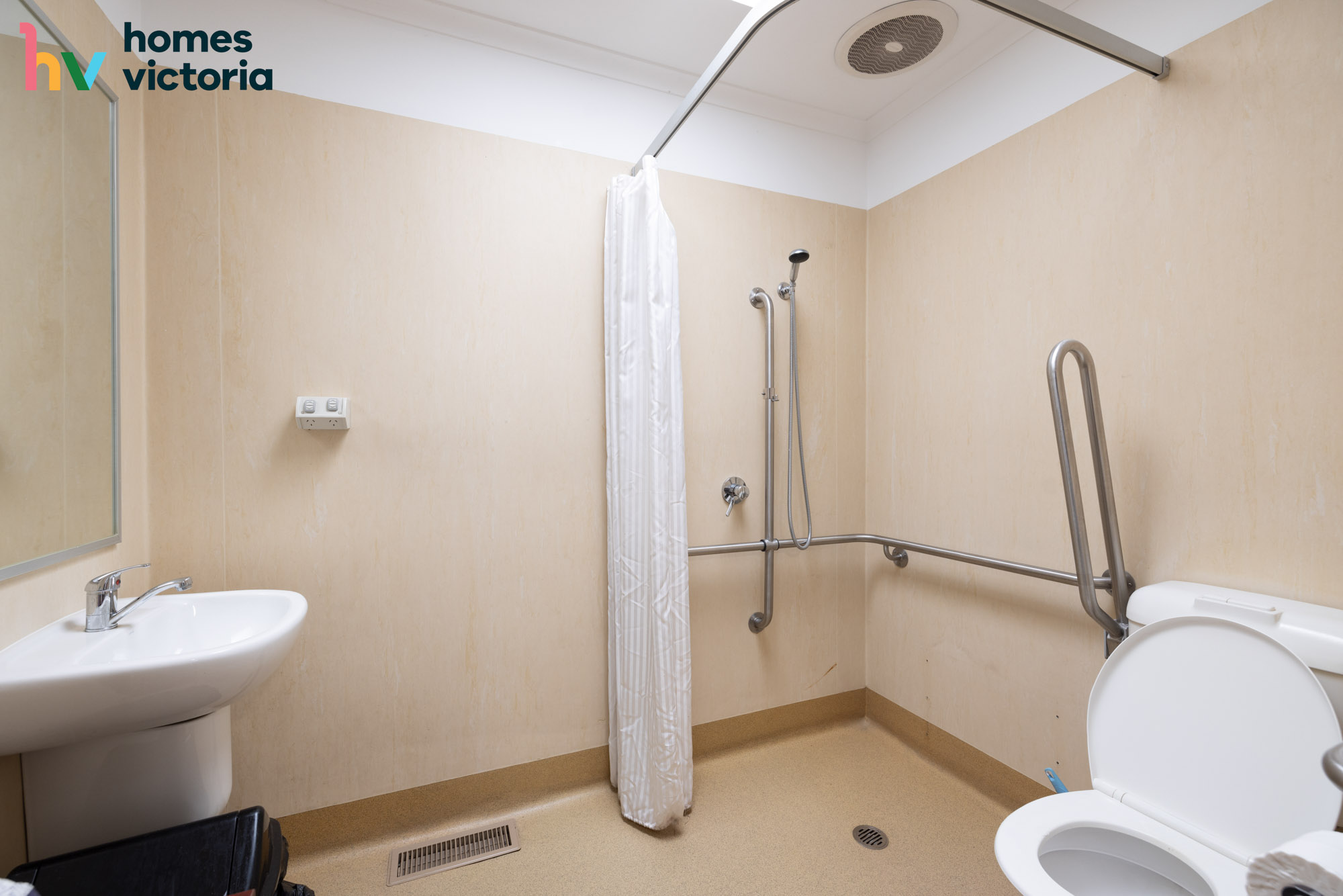 Cul-de-sac comfort in Greensborough — Home image 10