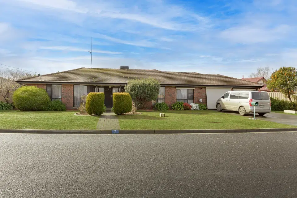 Delacombe, Ballarat: Improved Liveability, Basic house — Home image 6