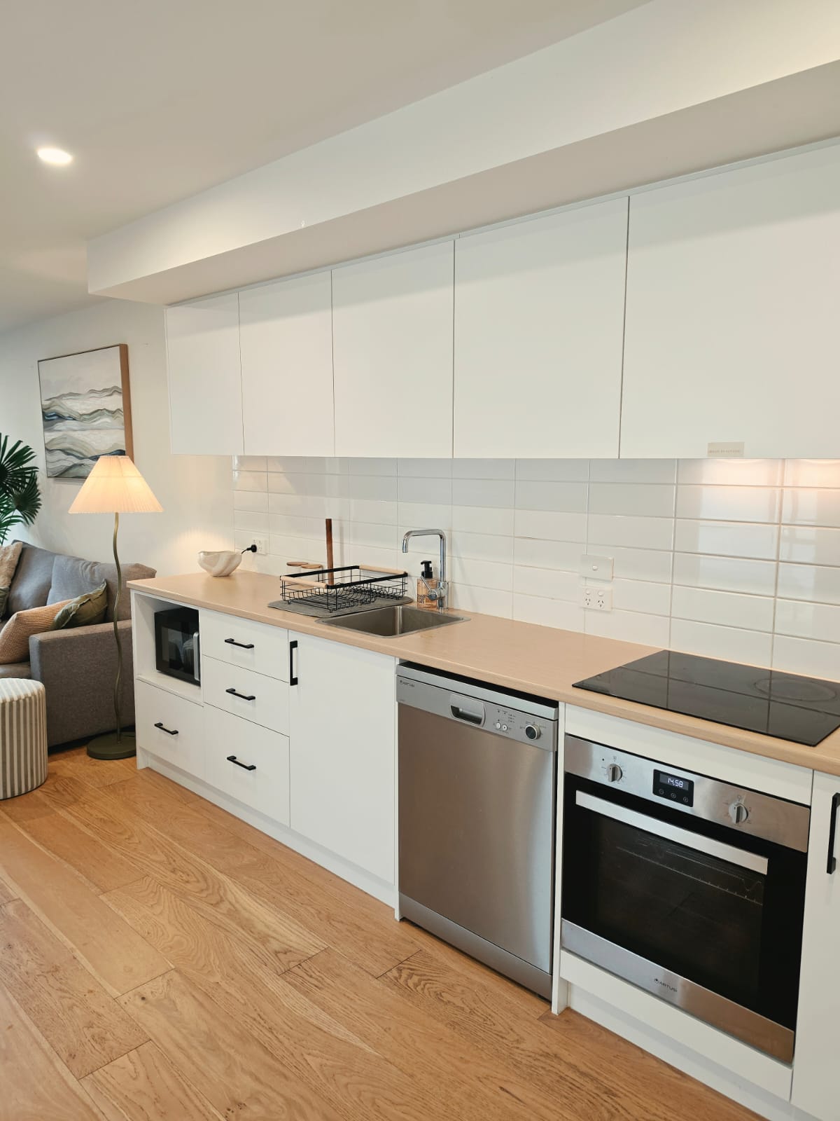 Modern 2BR/2BA Apartment in Carnegie Perfect for Independent SIL Living — Home image 5