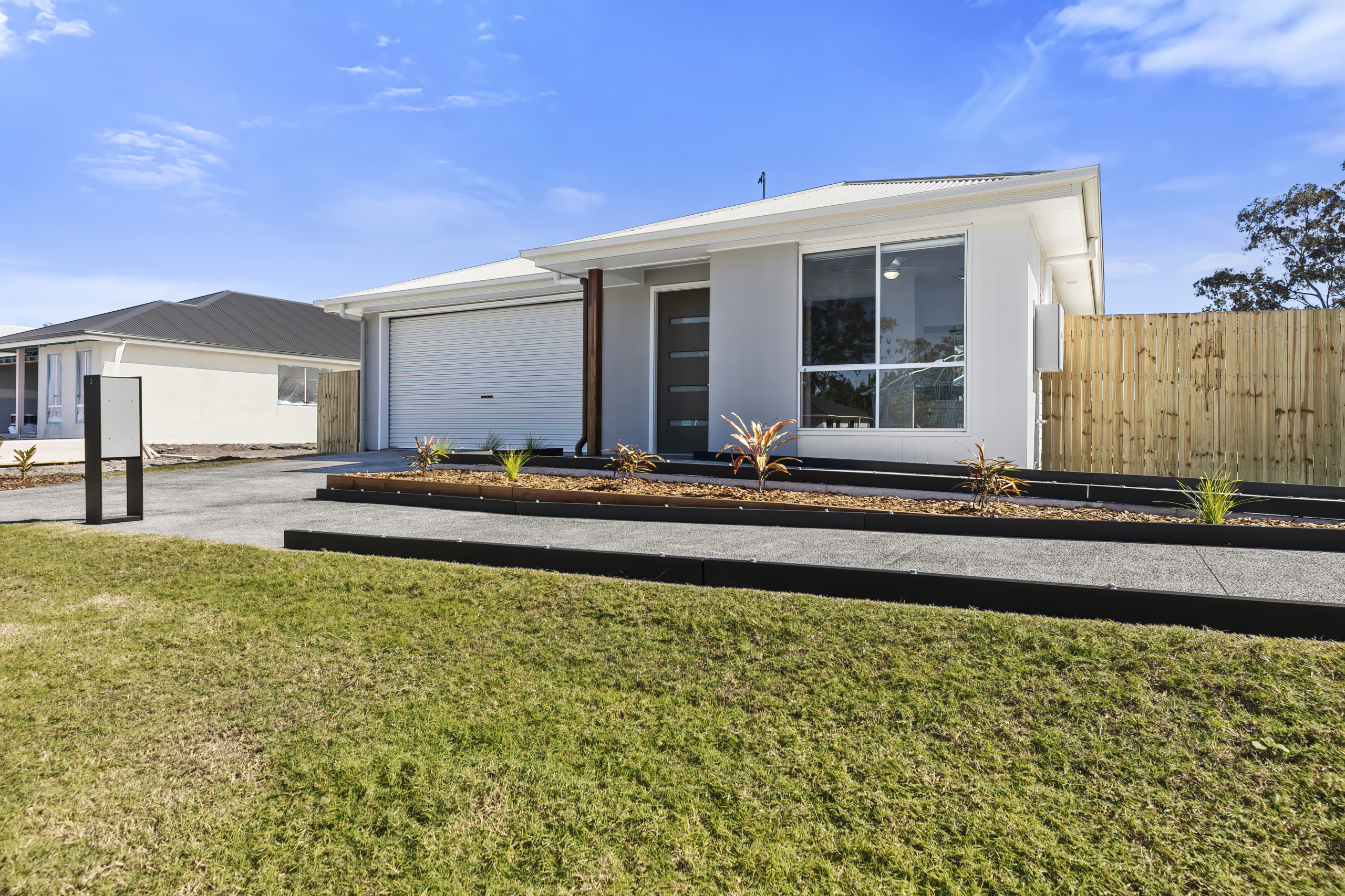 BURRUM HEADS, FRASER COAST QLD – HIGH PHYSICAL SUPPORT HOUSE — Home image 4
