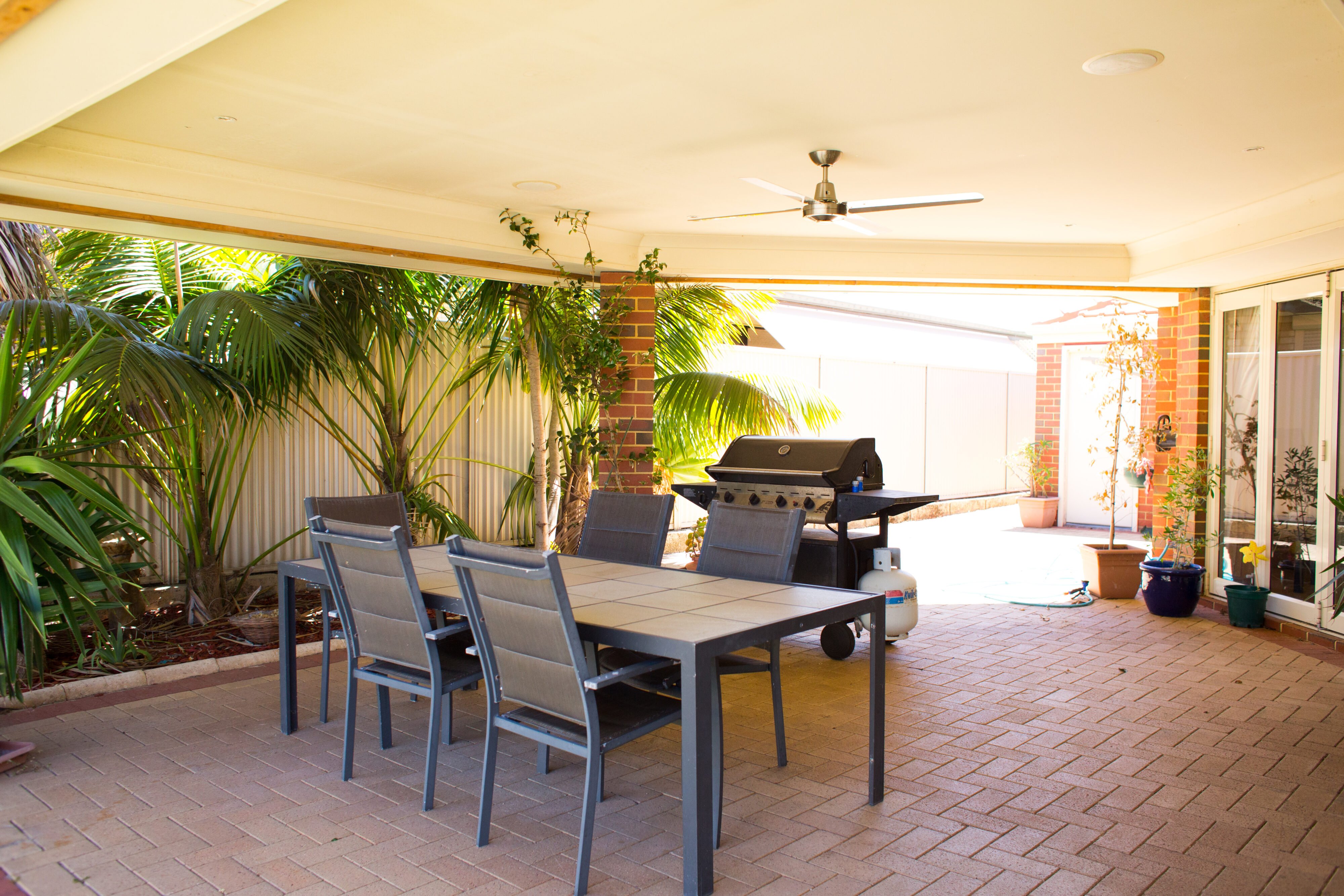 Waikiki – Myrtle House — Home image 6