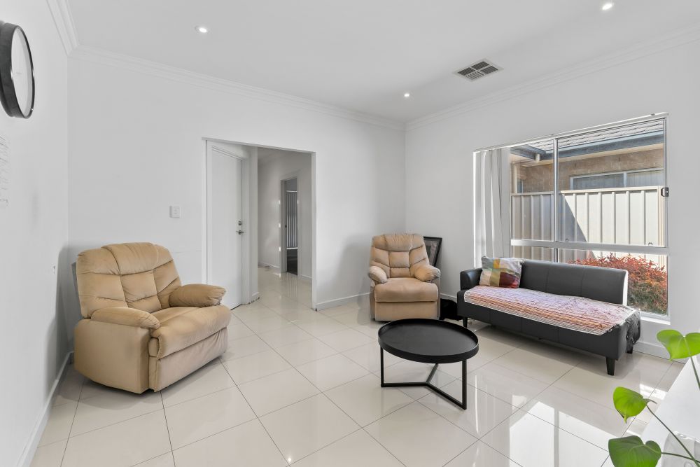 SIL - 2B Vardon Street Seacombe Gardens — Home image 9