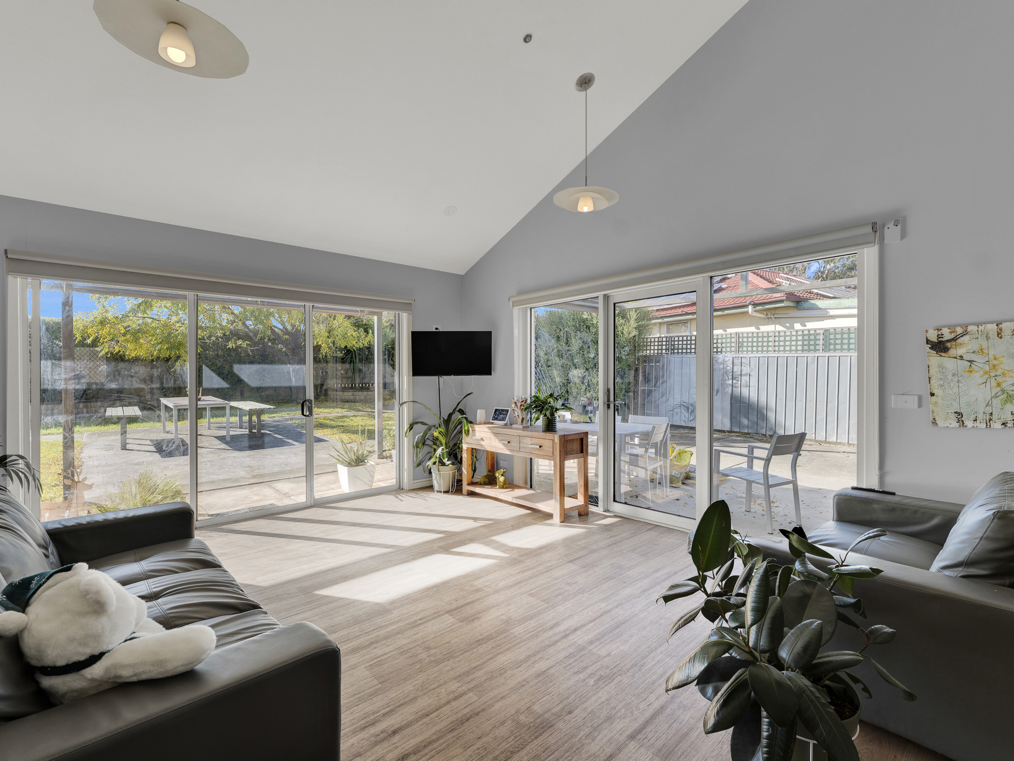 One vacancy in a five-bedroom home in Werribee. — Home image 3