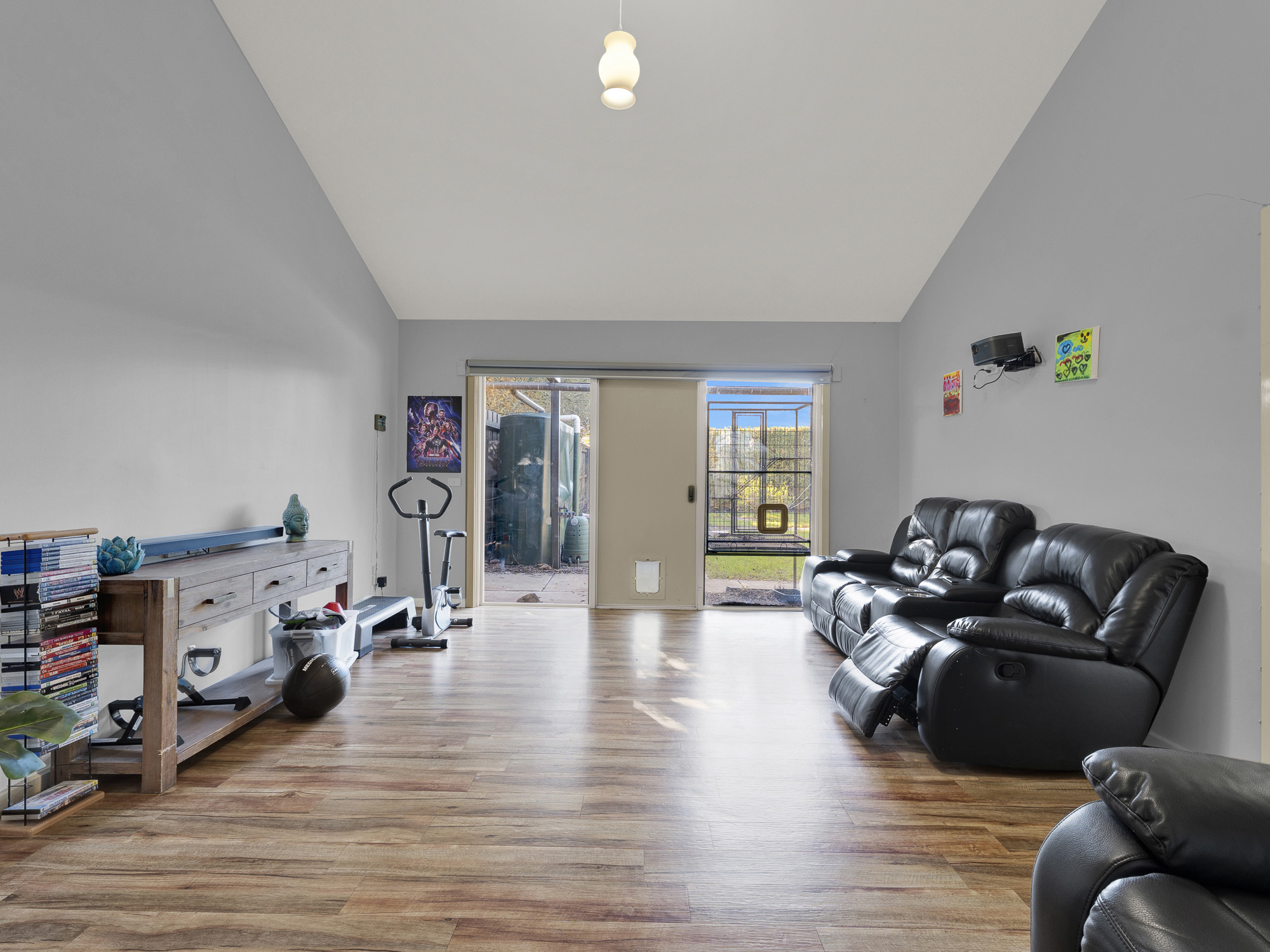 One vacancy in a five-bedroom home in Werribee. — Home image 5