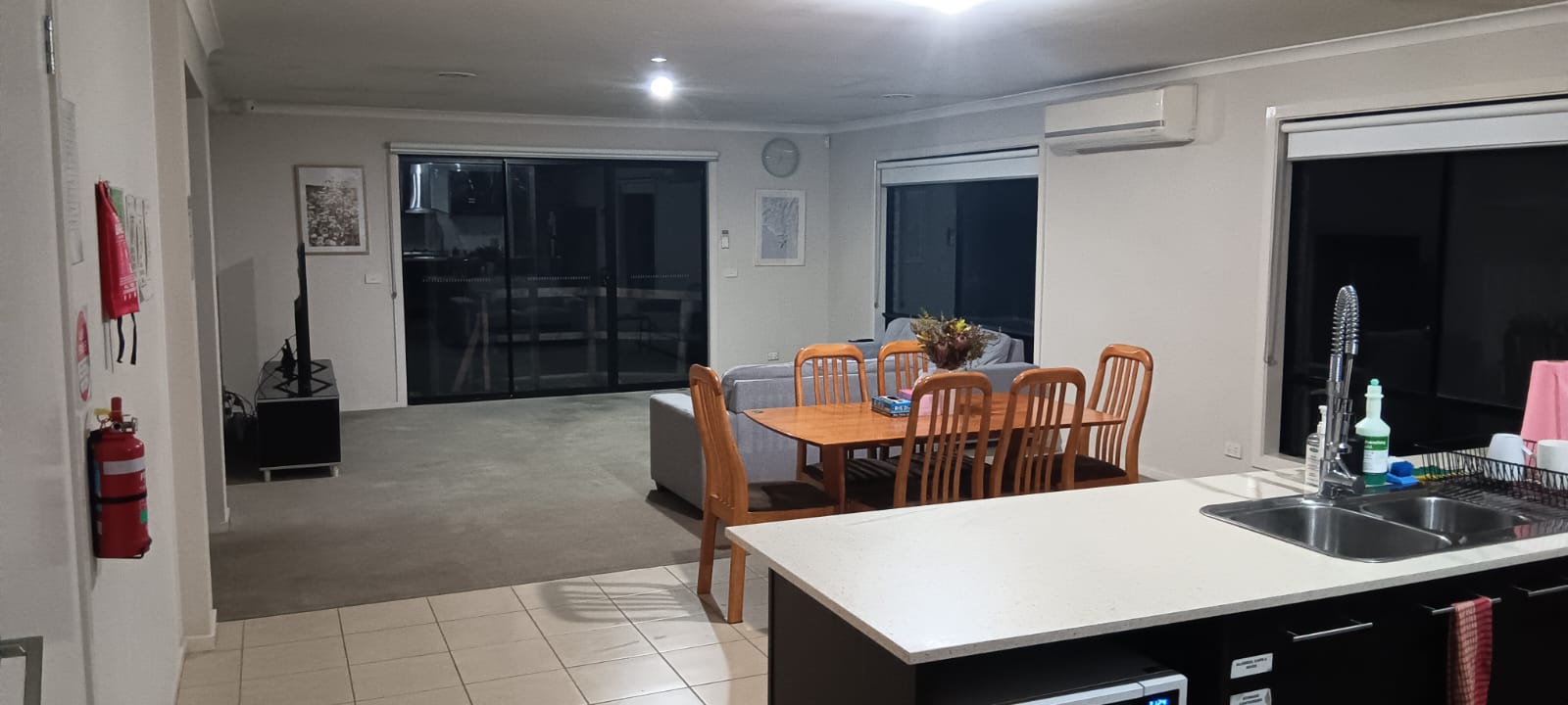 🙋‍♂️🙋‍♂️🙋‍♂️ Male only SIL/MTA/STA in the beautiful LALOR — Home image 8
