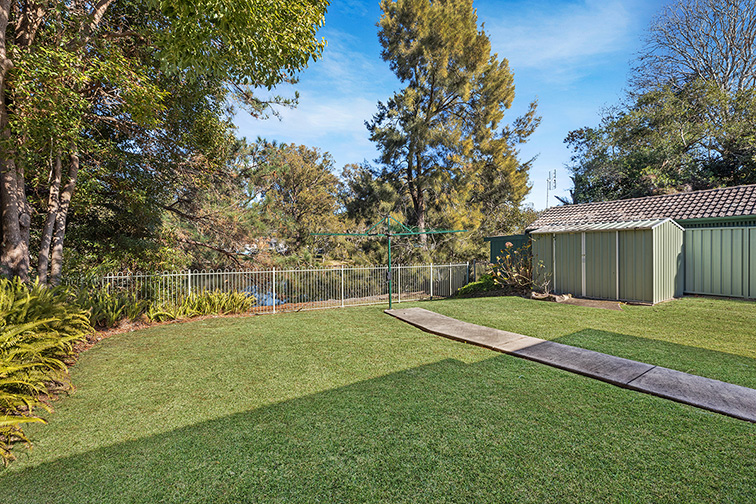 Blackalls Park - Rural Outlook with an Amazing Outdoor Area — Home image 3