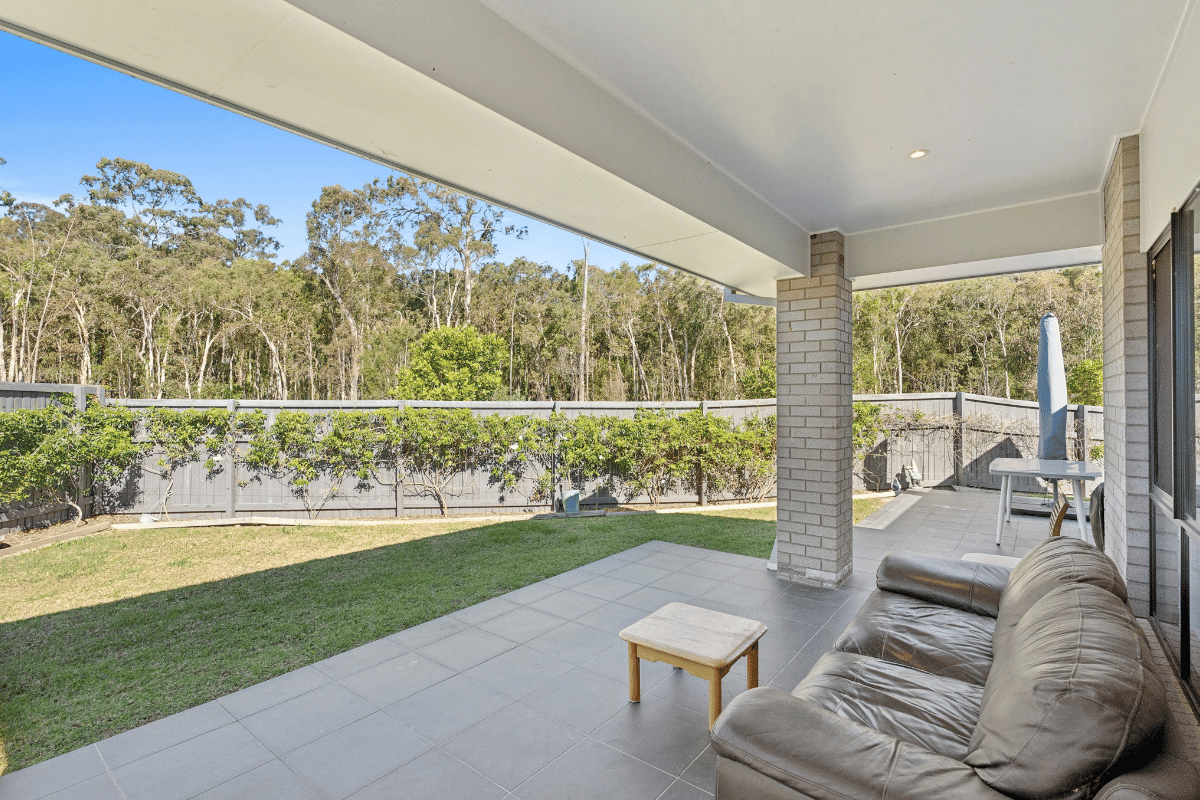 Join this leafy suburban home with easy access to Brisbane CBD. — Home image 12