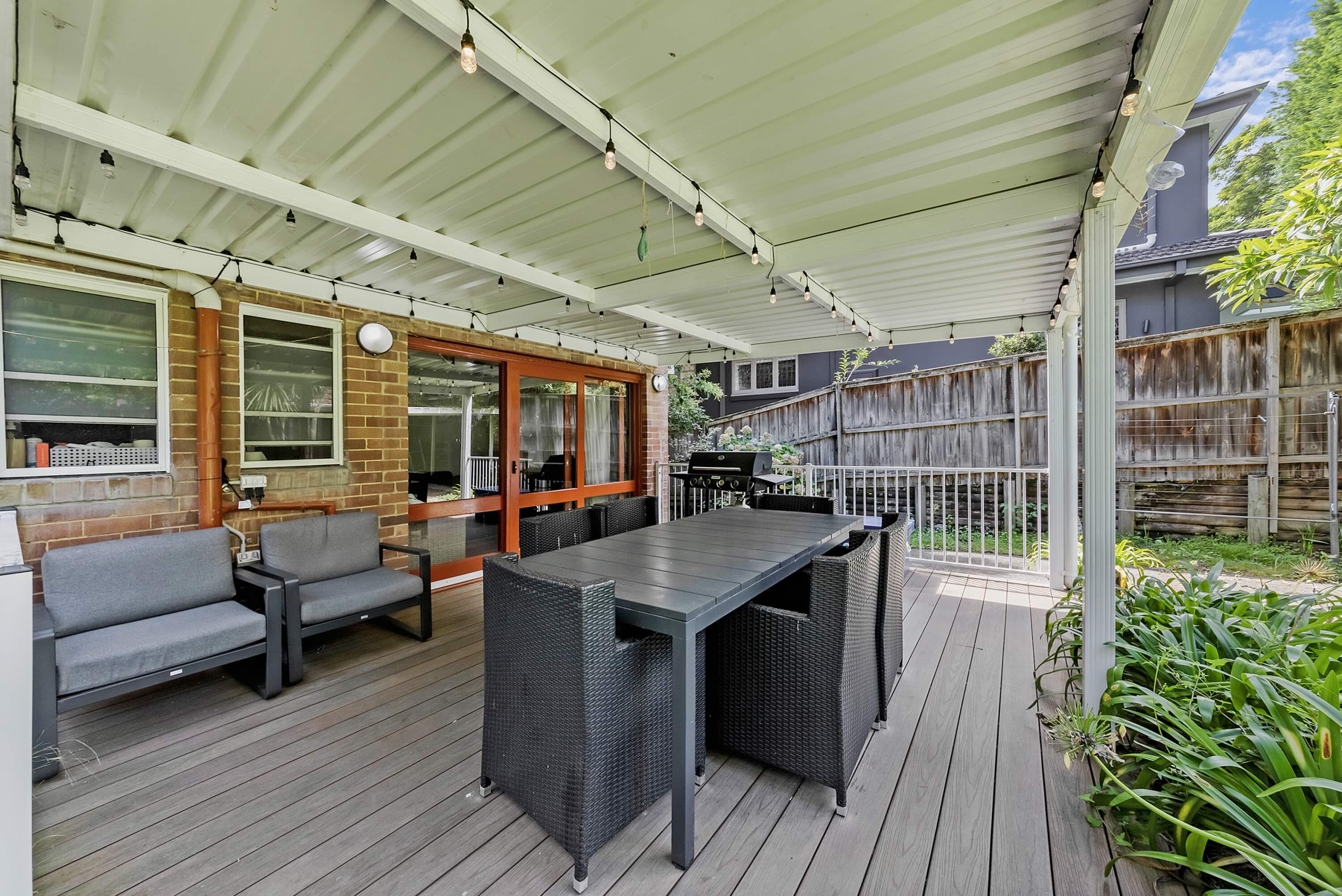 SIL home in Roseville — Home image 7