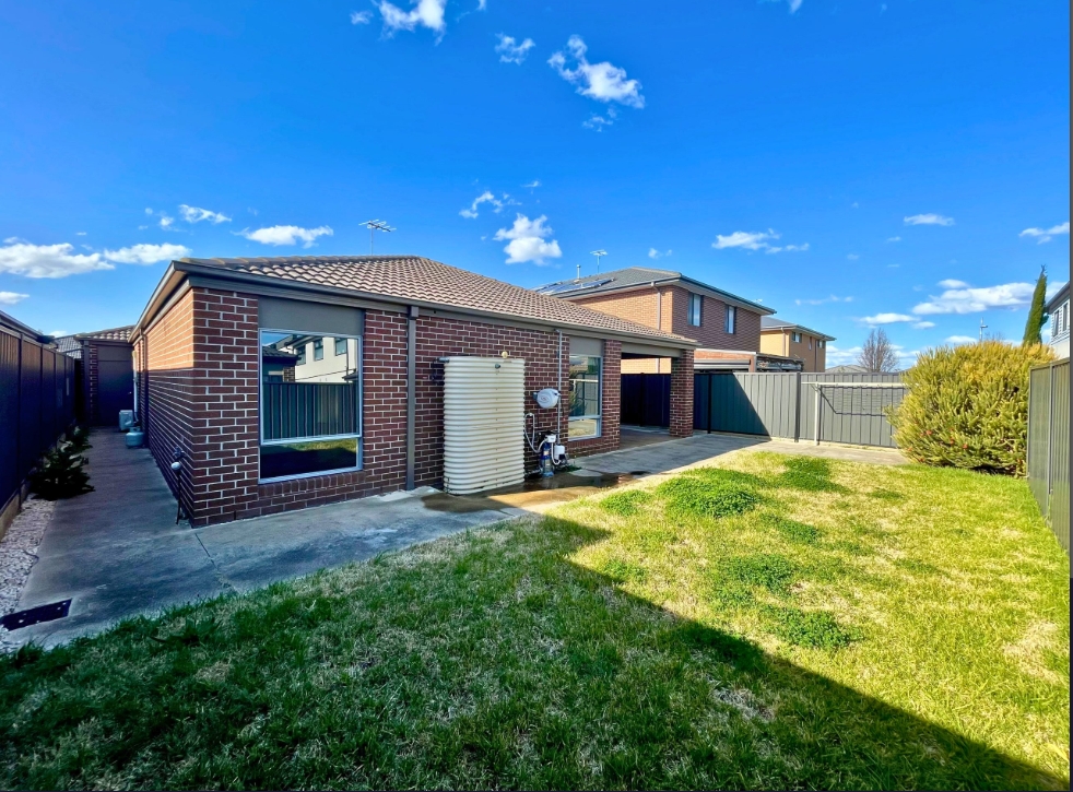 STANHOPE HPS - TARNEIT, VIC — Home image 6