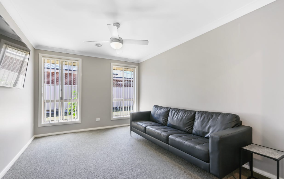Molloy — Home image 3