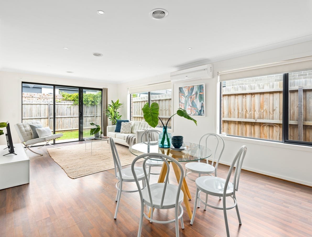 Lovely Home in Armstrong Creek, VIC — Home image 6