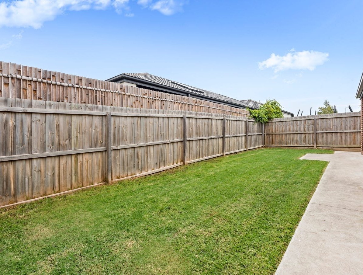 Lovely Home in Armstrong Creek, VIC — Home image 10