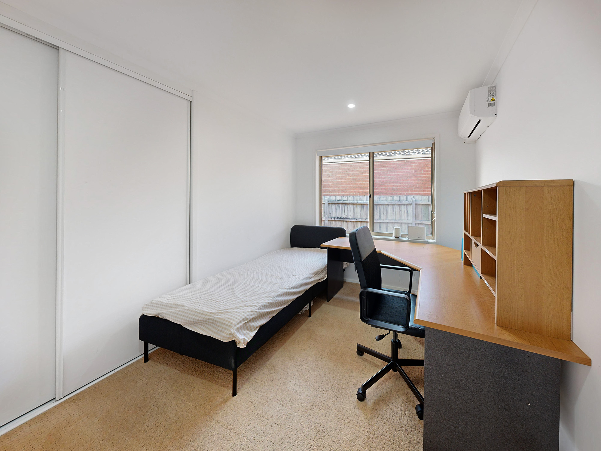 Spacious Family-Style Home, Close to All Amenities (SIL/STA/MTA) — Home image 20