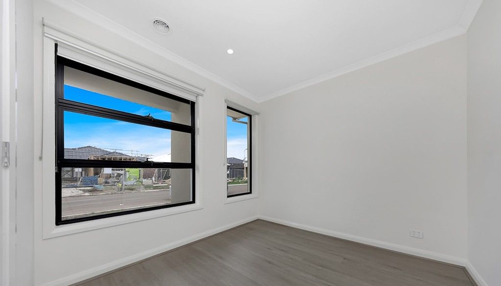 NEW Robust House in Beveridge Available Now! — Home image 8