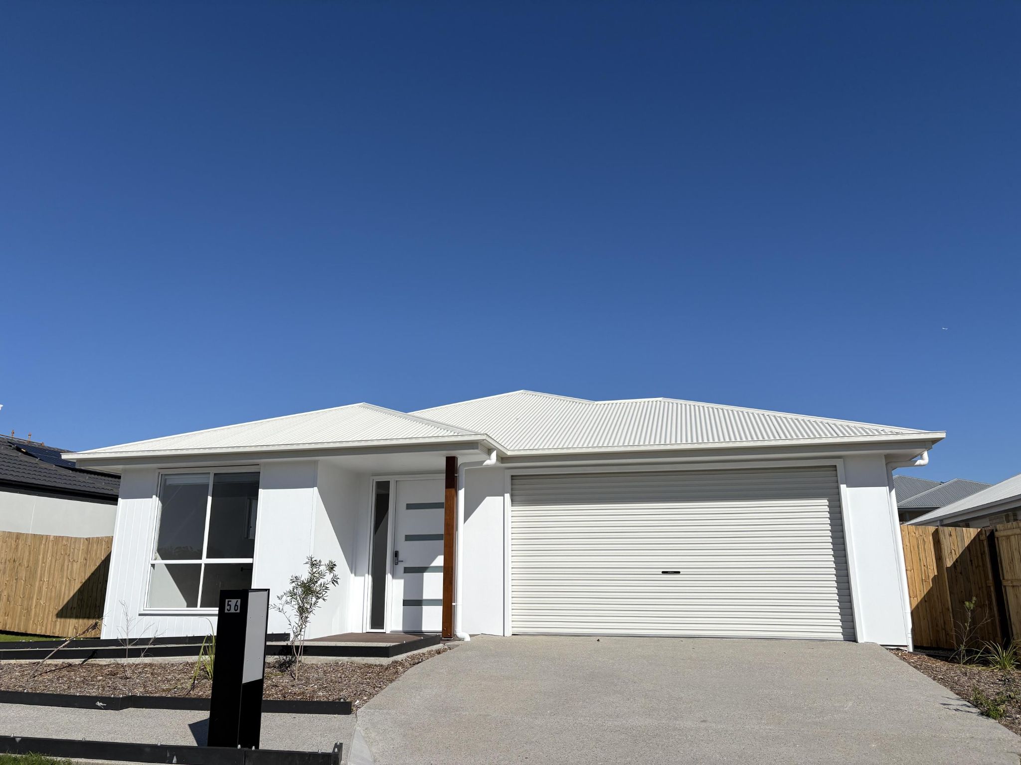 3 Bedroom + OOA HPS Property Available at Redland Bay — Home image 3