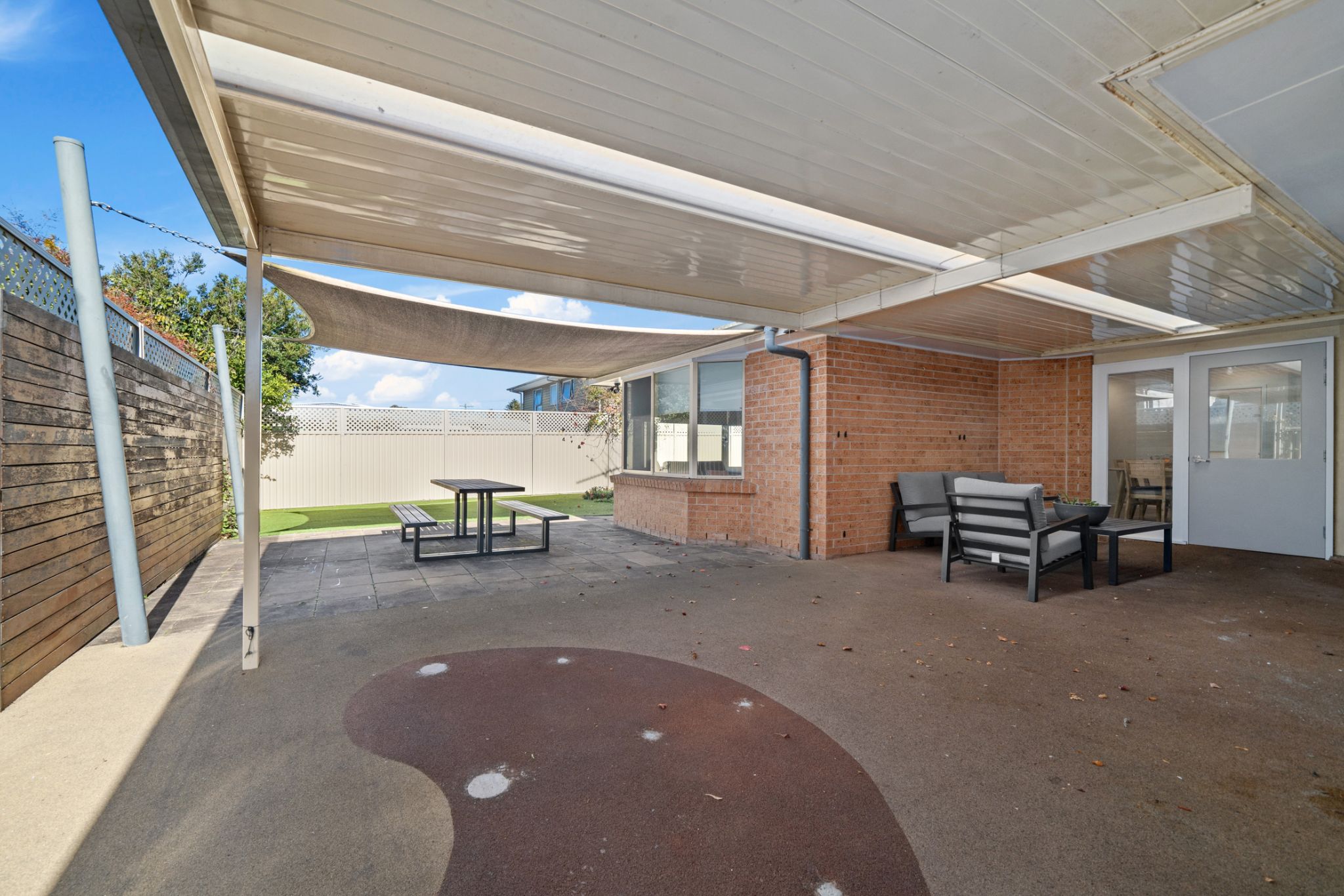 Belfield House — Home image 9
