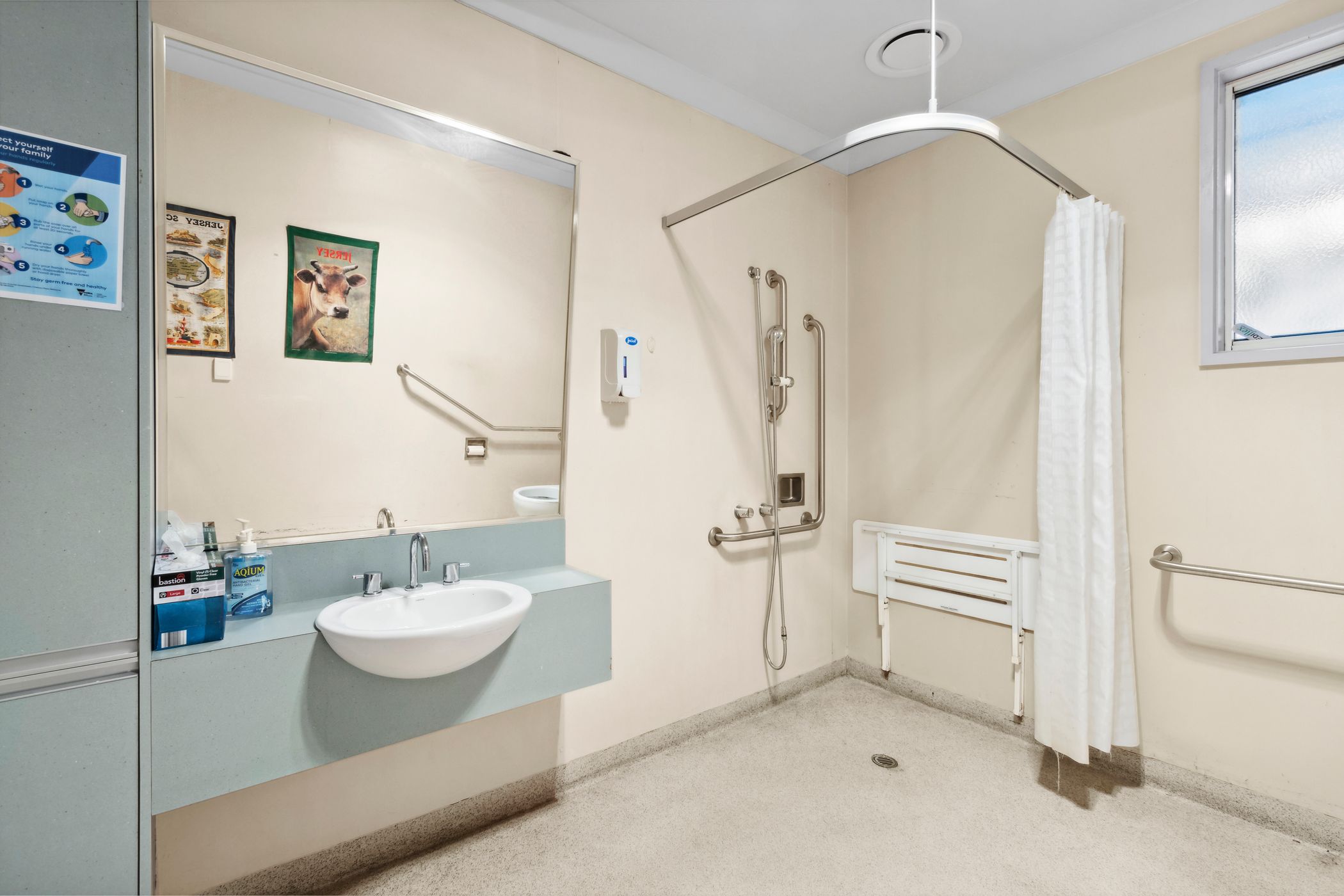 Central living in the heart of Clayton — Home image 2