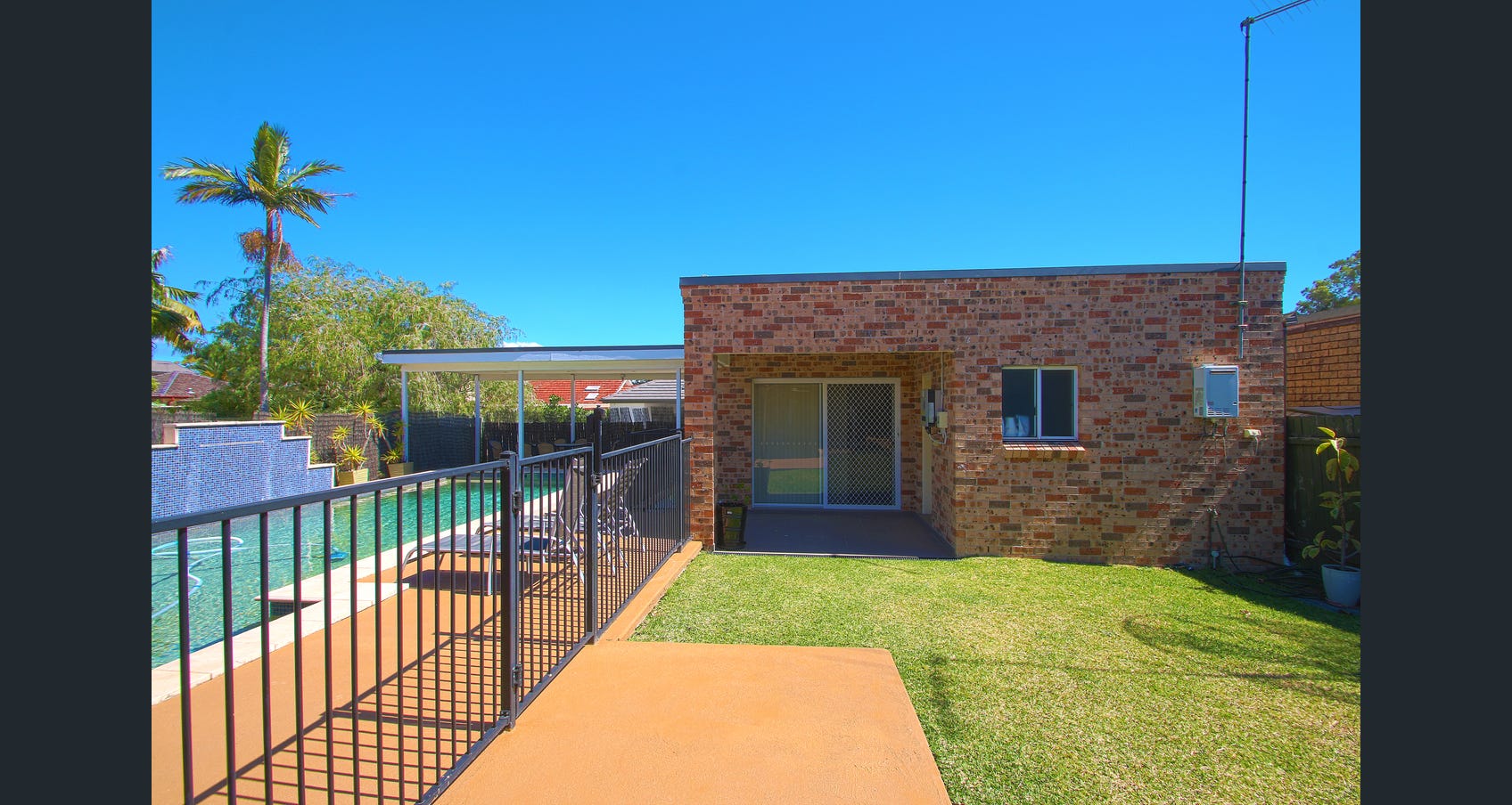 Spacious home with a pool and Granny Flat — Home image 1