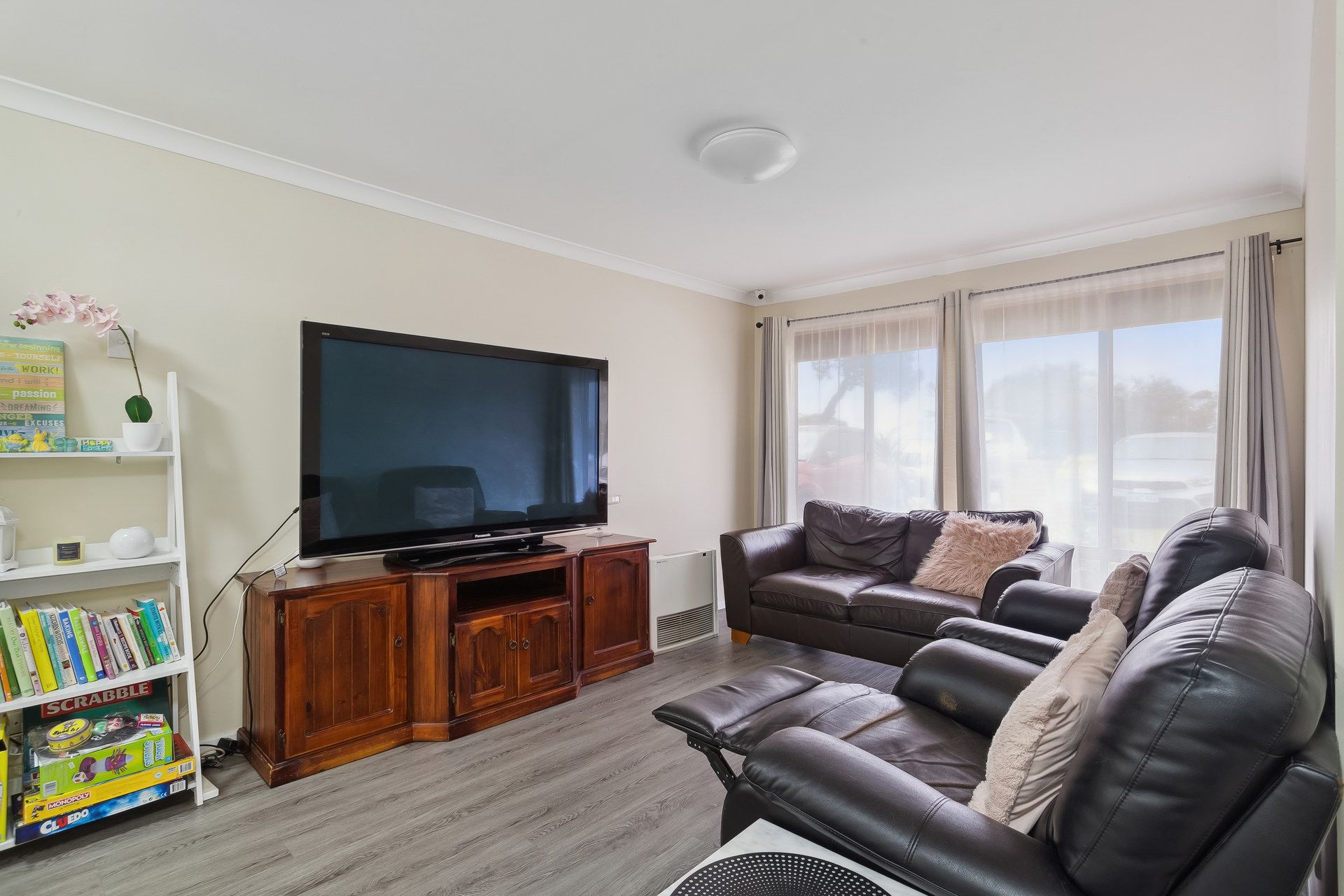 Lovely Cooloongup SIL — Home image 4
