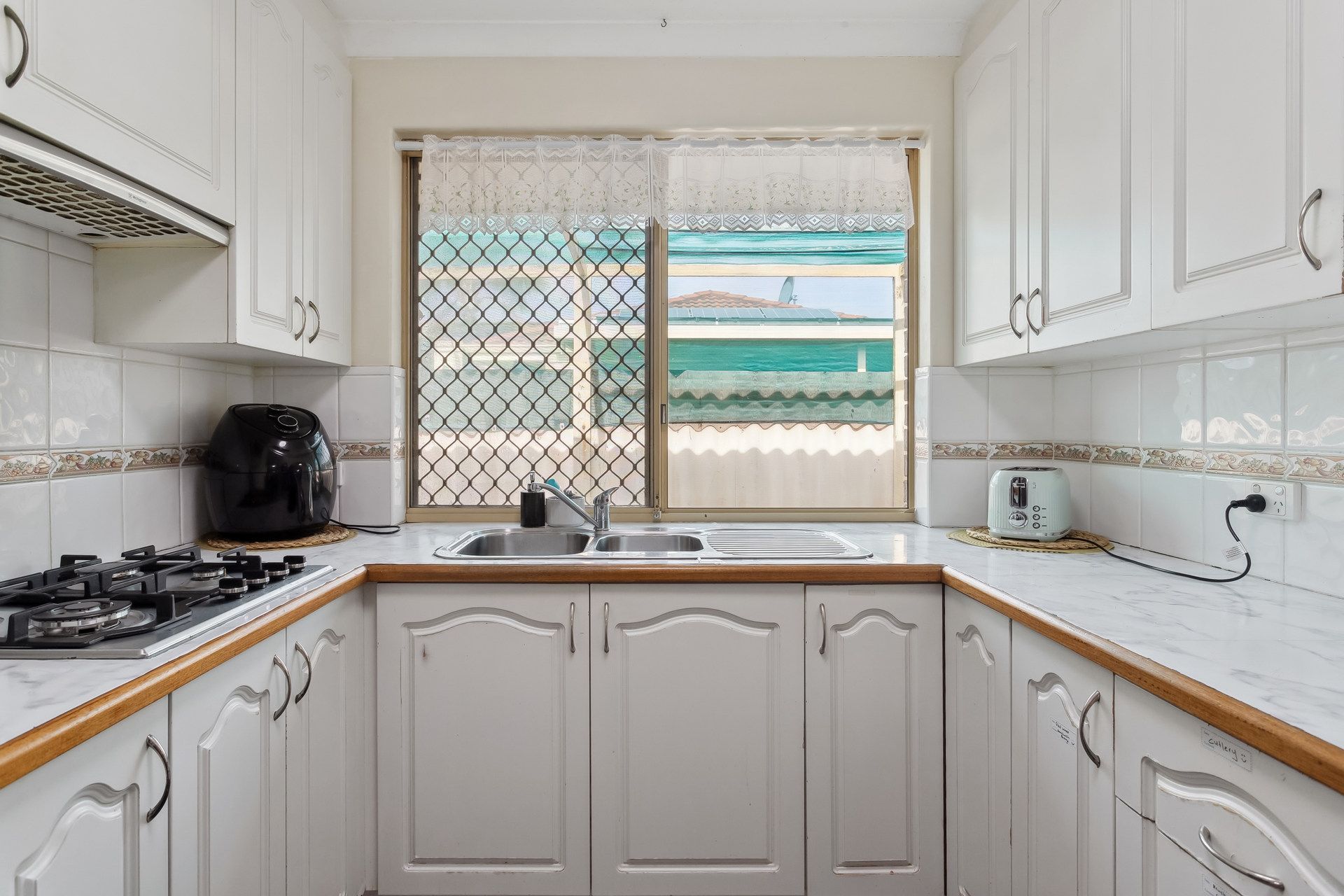Lovely Cooloongup SIL — Home image 9