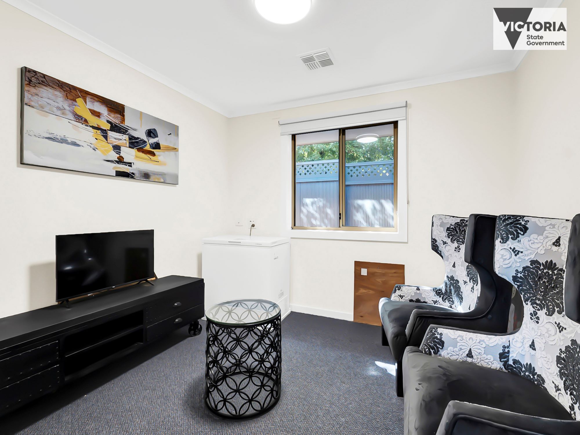 Grab this living in Sunbury which packs in a lot of history and attractions. — Home image 4