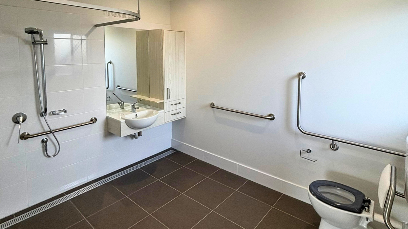 Modern HPS Living in Banya — Home image 6