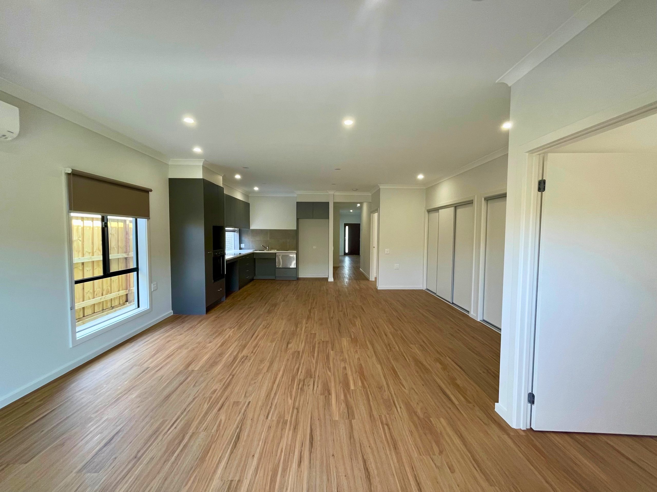 LANDRIDGE HPS & VILLA - Doreen, Victoria — Home image 3
