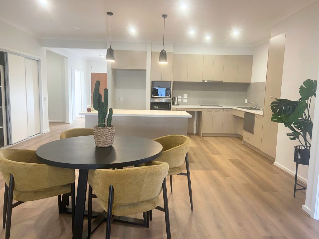 LANDRIDGE HPS w/BARIATRIC FEATURES & VILLA - Doreen, Victoria — Home image 2