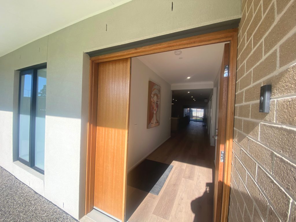 LANDRIDGE HPS w/BARIATRIC FEATURES & VILLA - Doreen, Victoria — Home image 7