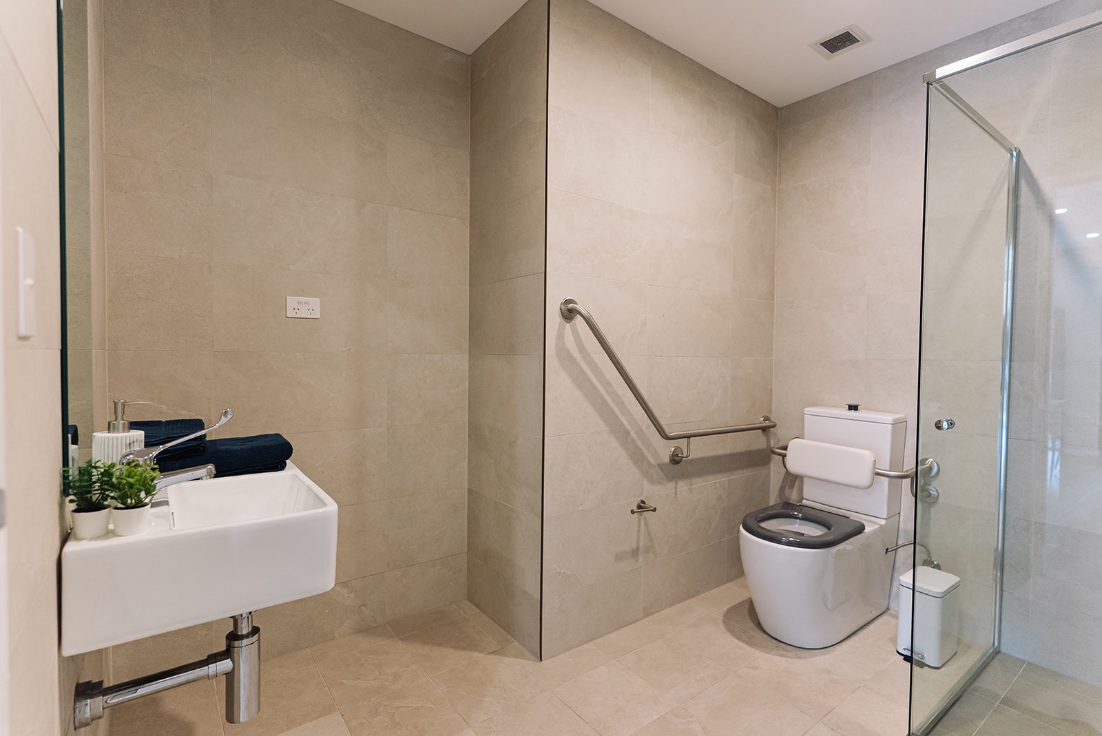 Marrickville (SIL) – Studio & 1-Bedroom Apartments — Home image 15