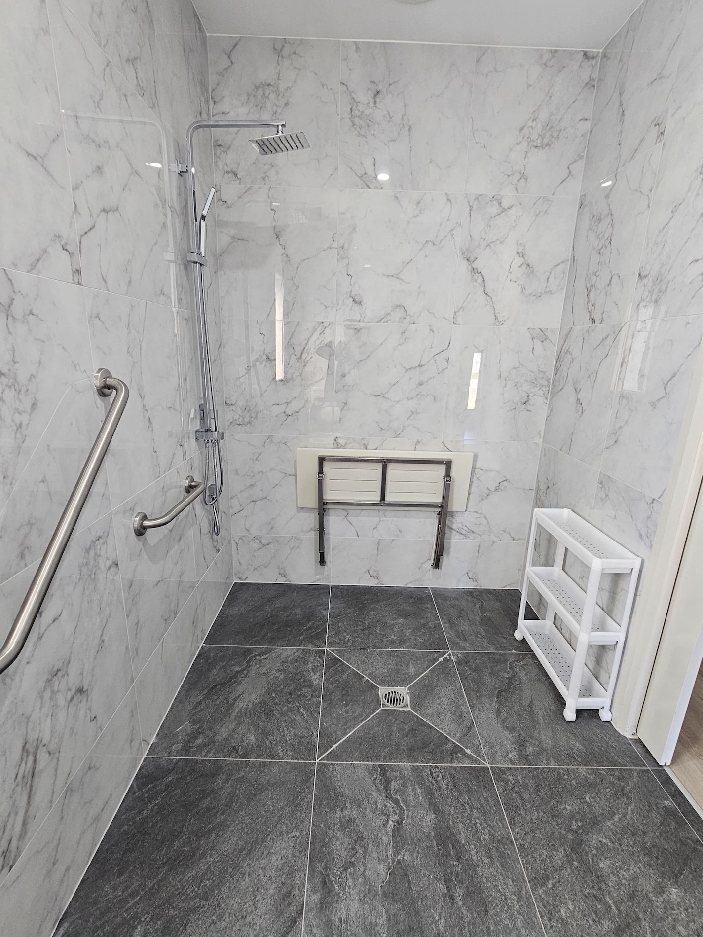 Fully Accessible 4BR, all with Ensuite - SIL Home - Lara - 2 Vacancy — Home image 7